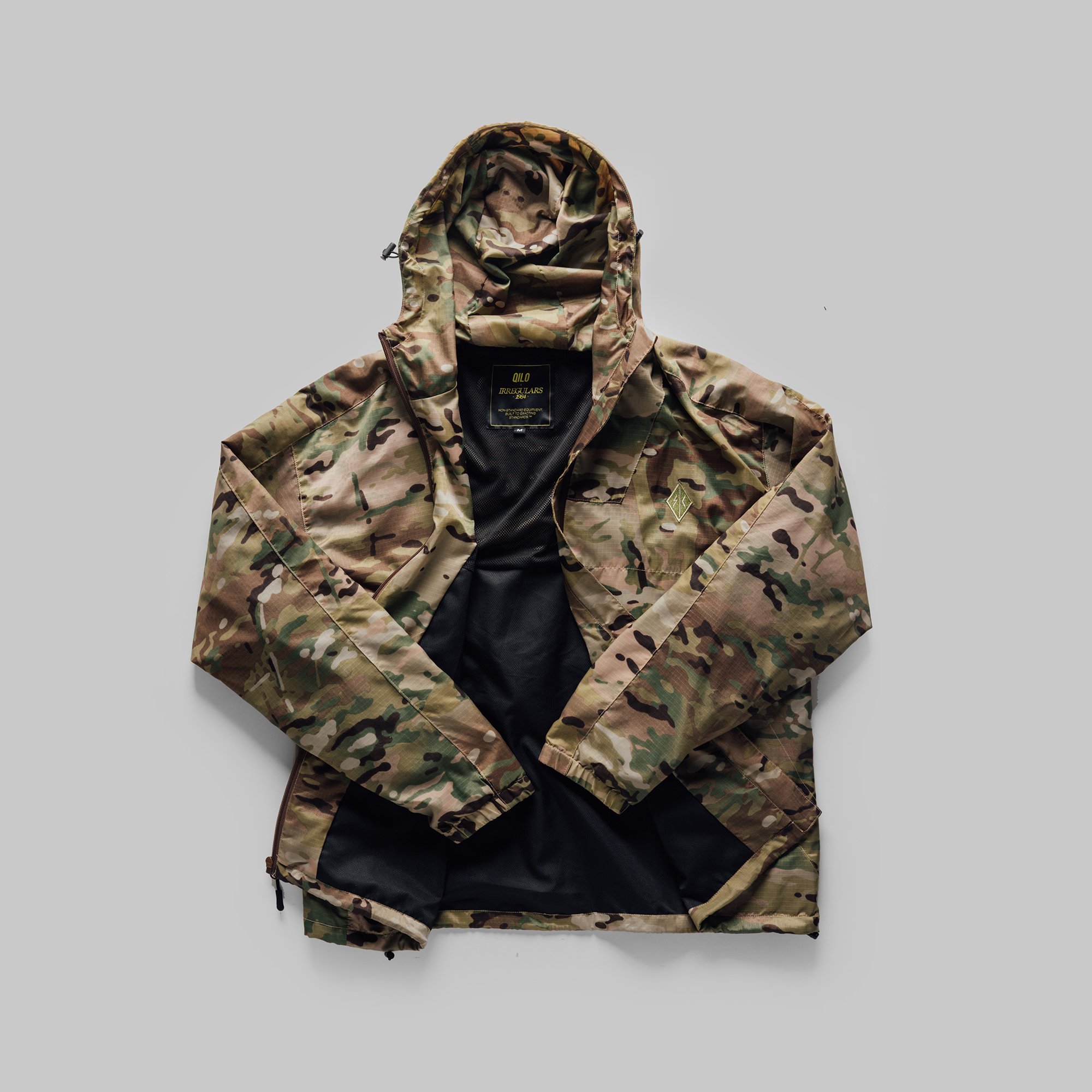 QILO x IRREGULARS Retro Windbreaker in Multicam® Original - QILO